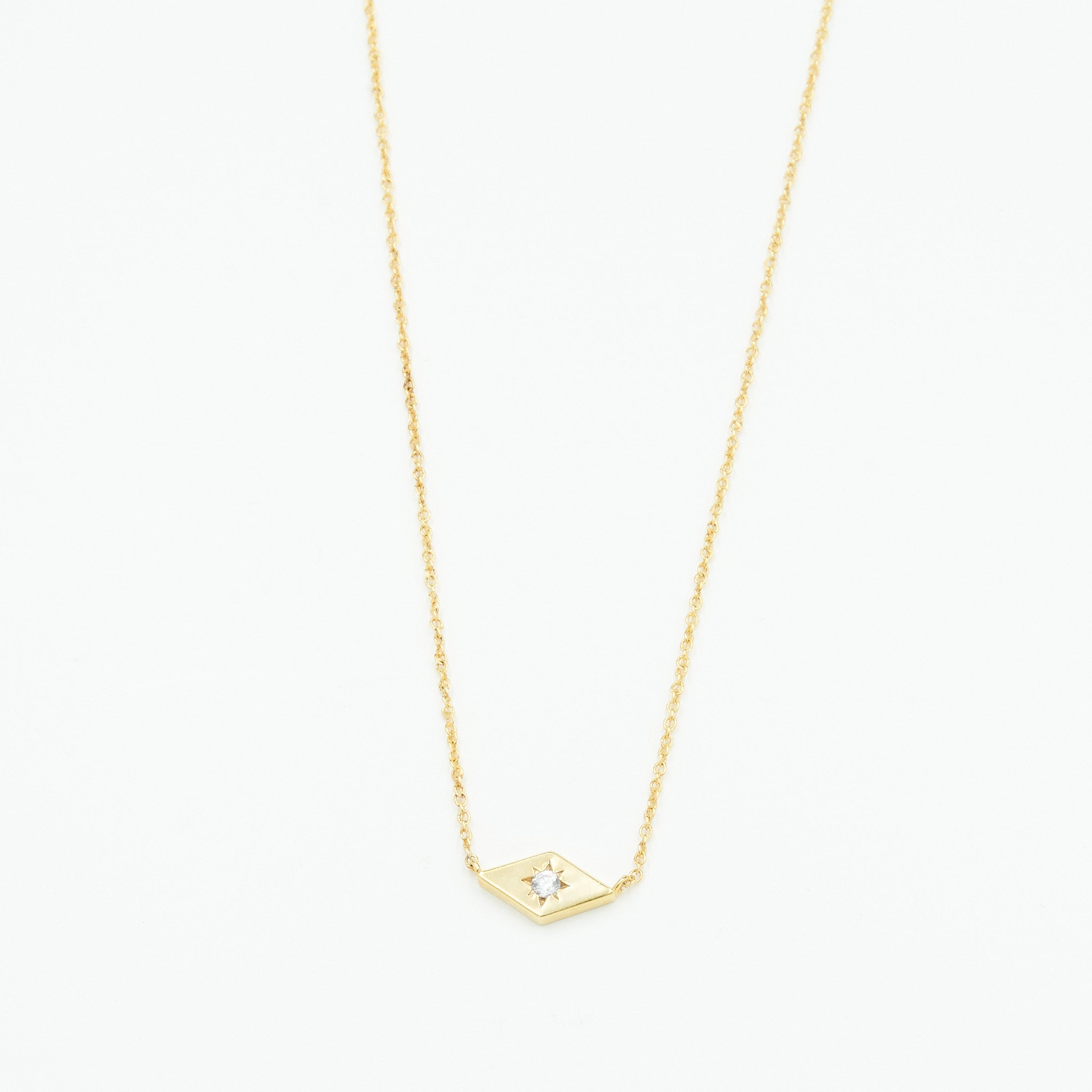 FILAKI PENDANT NECKLACE