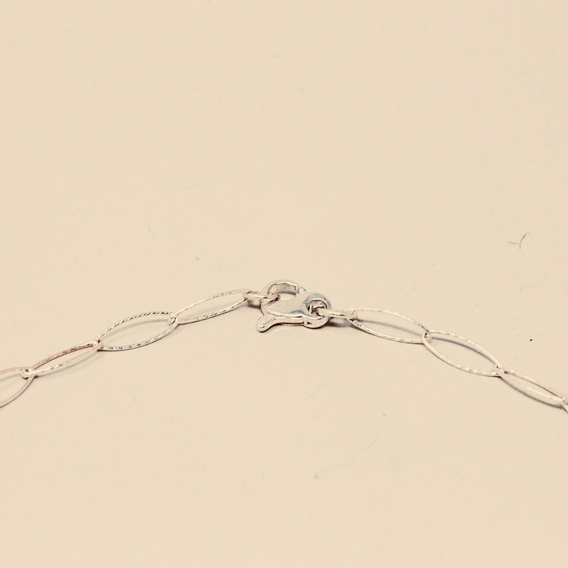 ELECTRA OVAL LINK NECKLACE